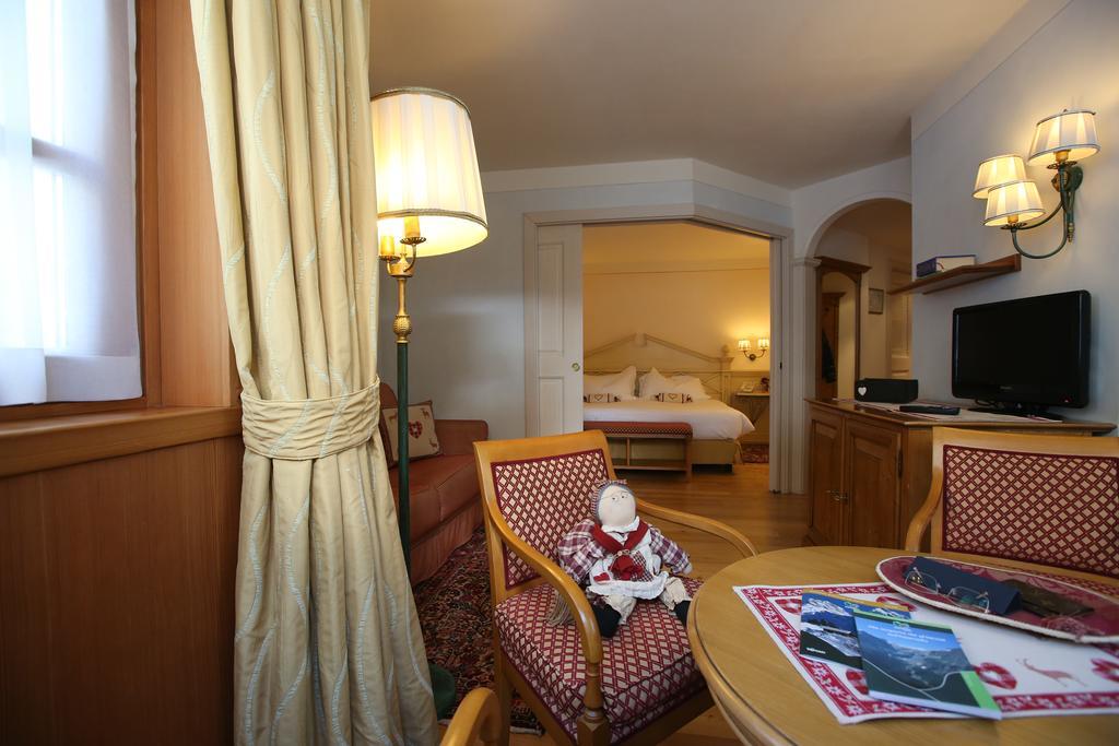 Alpen Suite Hotel Madonna Exterior foto