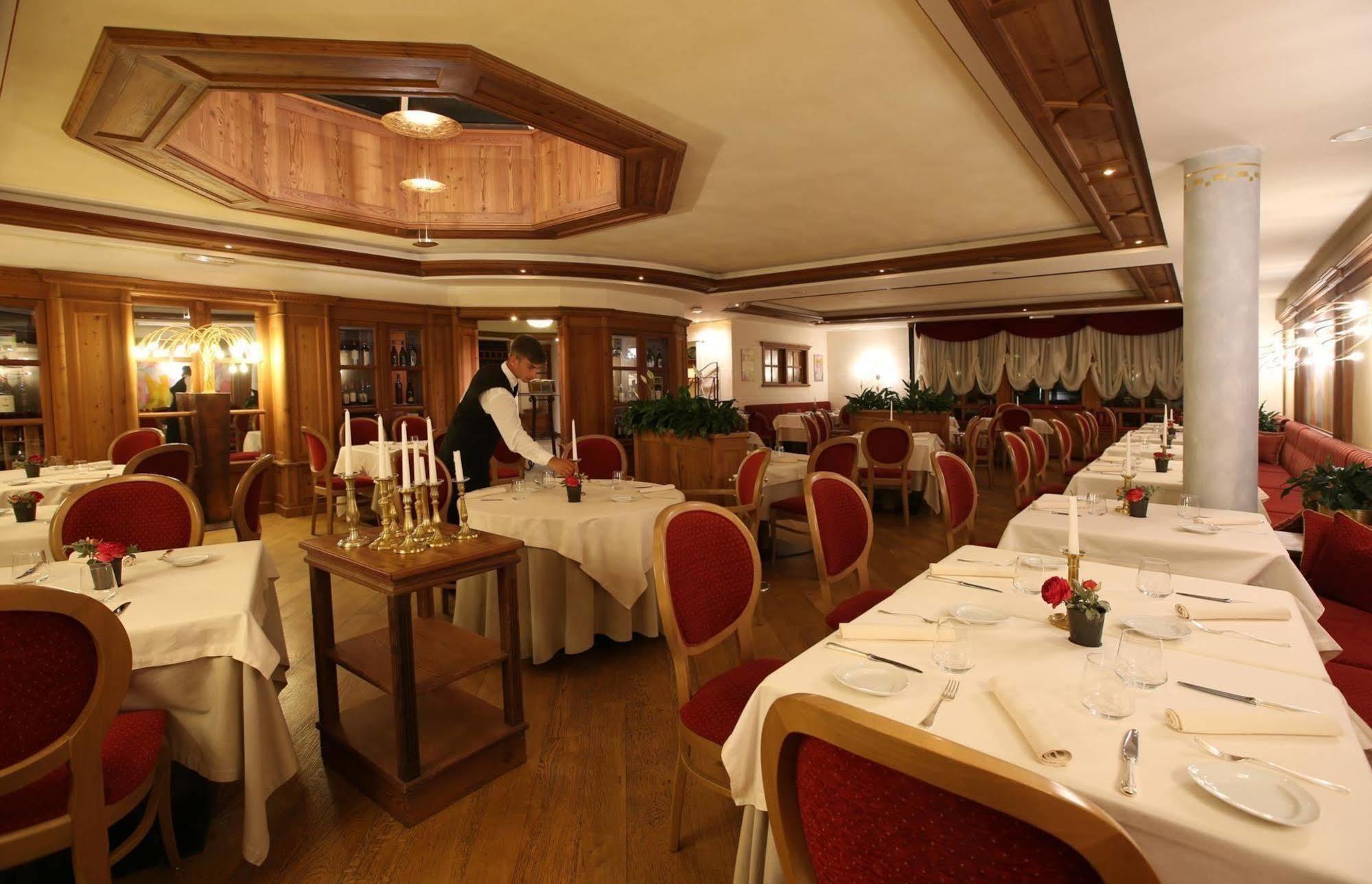 Alpen Suite Hotel Madonna Exterior foto